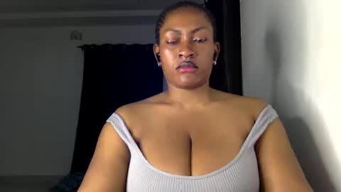 Snapshot of lick_my_pussyyy226651 chatting on 2, 10, 2025 caira online show from 2, 10, 2025