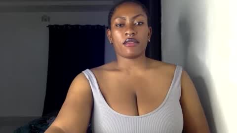 Snapshot of lick_my_pussyyy226651 chatting on 7, 10, 2025 caira online show from 7, 10, 2025