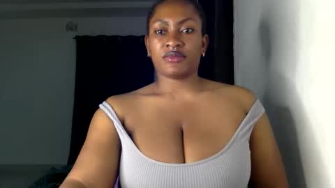 Snapshot of lick_my_pussyyy226651 chatting on 8, 10, 2025 caira online show from 8, 10, 2025
