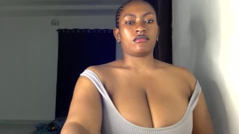 Snapshot of lick_my_pussyyy226651 chatting on 14, 10, 2025 caira online show from 14, 10, 2025