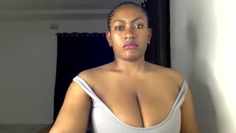 Snapshot of lick_my_pussyyy226651 chatting on 15, 10, 2025 caira online show from 15, 10, 2025