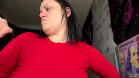 Snapshot of lickmelolliee chatting on 21, 12, 2024 AllieAustyn online show from 21, 12, 2024