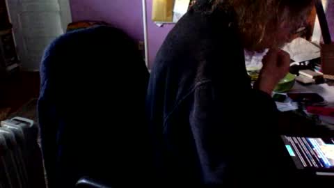 Snapshot of lickyouryoni chatting on 5, 10, 2025 LickYourYoni online show from 5, 10, 2025