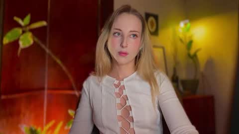 Snapshot of lierie chatting on 22, 2, 2026 its my birthday today so im offline but id be so happy if you felt like sending me a birthday love while im away online show from 22, 2, 2026