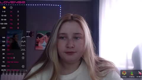 Snapshot of light_lunaa chatting on 2, 11, 2025 light_lunaa online show from 2, 11, 2025