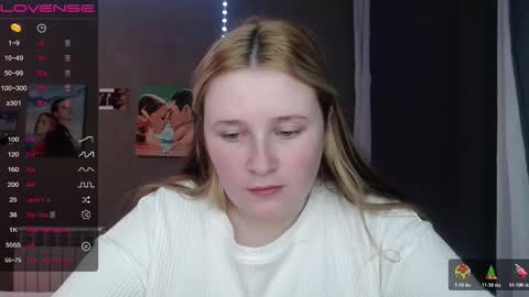 Snapshot of light_lunaa chatting on 7, 11, 2025 light_lunaa online show from 7, 11, 2025