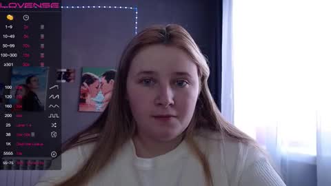 Snapshot of light_lunaa chatting on 14, 11, 2025 light_lunaa online show from 14, 11, 2025