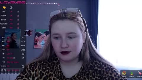 Snapshot of light_lunaa chatting on 21, 11, 2025 light_lunaa online show from 21, 11, 2025