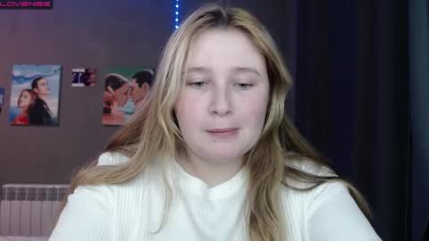 Snapshot of light_lunaa chatting on 28, 11, 2025 light_lunaa online show from 28, 11, 2025