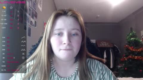 Snapshot of light_lunaa chatting on 11, 1, 2026 light_lunaa online show from 11, 1, 2026