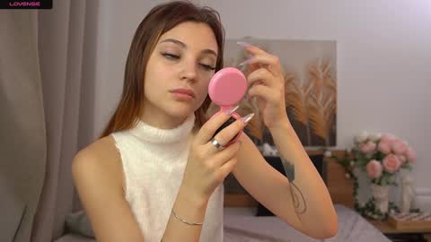 Snapshot of light_my_f1re chatting on 11, 9, 2025 Melissa online show from 11, 9, 2025