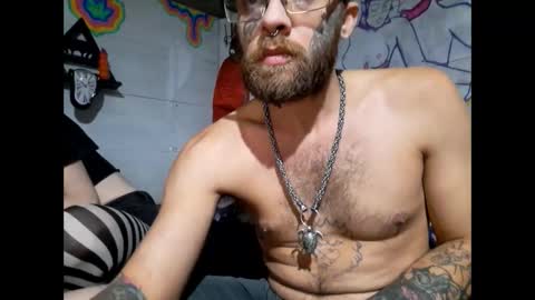 Snapshot of lightningtattoo chatting on 20, 9, 2025 lightningtattoo online show from 20, 9, 2025