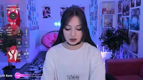 Snapshot of lii_luu chatting on 19, 10, 2025 LiLu online show from 19, 10, 2025