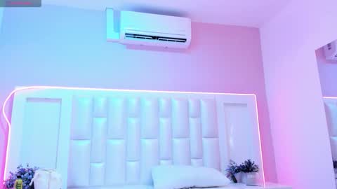 Lia  online show from 13, 4, 2026