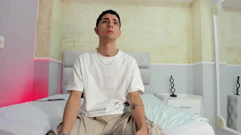 L I I A M online show from 3, 2, 2025