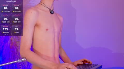 Liiam Luna online show from 10, 2, 2026