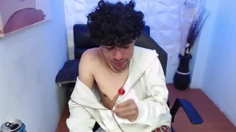 Snapshot of liil_boy chatting on 21, 10, 2025 Lil Boy- online show from 21, 10, 2025