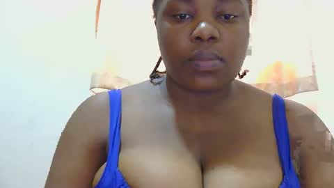 Snapshot of liilcutiee chatting on 19, 4, 2026 Lily online show from 19, 4, 2026