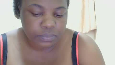 Snapshot of liilcutiee chatting on 19, 5, 2026 Lily online show from 19, 5, 2026