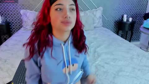 Snapshot of liilith_bloom chatting on 27, 9, 2025 Lilith online show from 27, 9, 2025