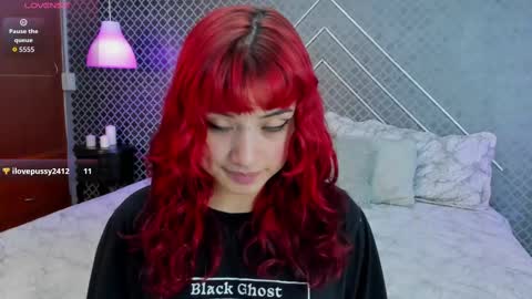 Snapshot of liilith_bloom chatting on 1, 10, 2025 Lilith online show from 1, 10, 2025