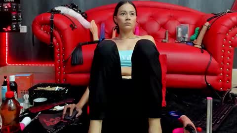 Nini - online show from 18, 2, 2026