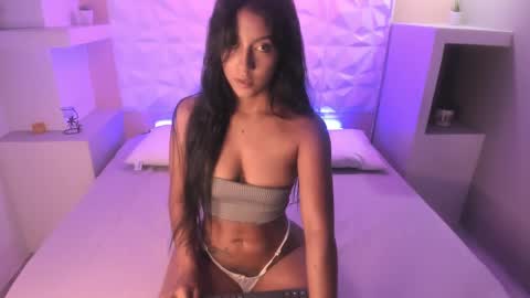 LiizJones online show from 12, 2, 2025