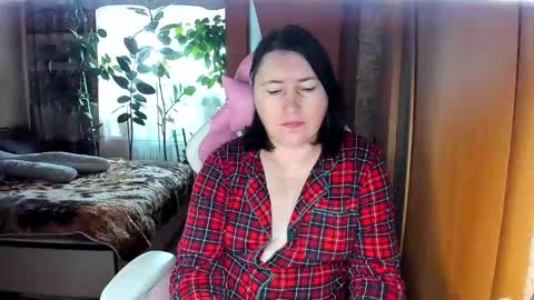 lika35109 online show from 19, 4, 2026