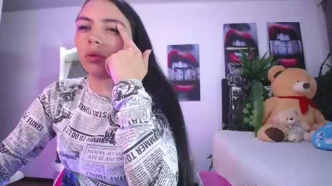 Snapshot of lika_little3 chatting on 19, 7, 2026 Liika online show from 19, 7, 2026