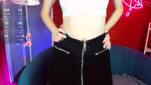 Snapshot of lika_sky chatting on 7, 11, 2025 lika_sky online show from 7, 11, 2025