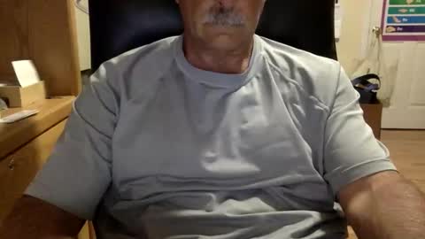 likefhot online show from 18, 4, 2026