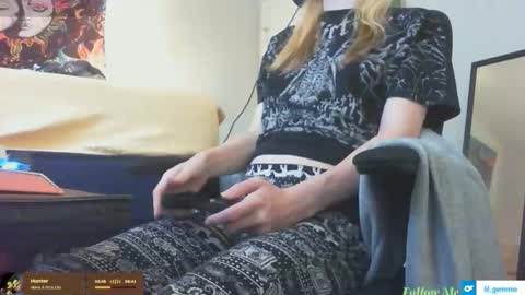 lil gemmie online show from 6, 11, 2025