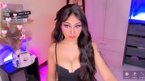 Snapshot of lil_m1ss_silly chatting on 16, 9, 2025 Miss Lily online show from 16, 9, 2025
