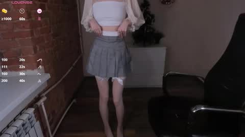 Snapshot of lil_melanie_ chatting on 10, 1, 2026 Melanie Follow me online show from 10, 1, 2026