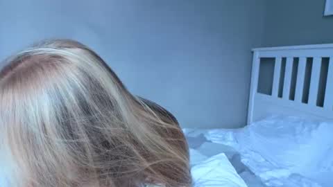 Snapshot of lil_tasty33 chatting on 3, 10, 2025 Emma online show from 3, 10, 2025