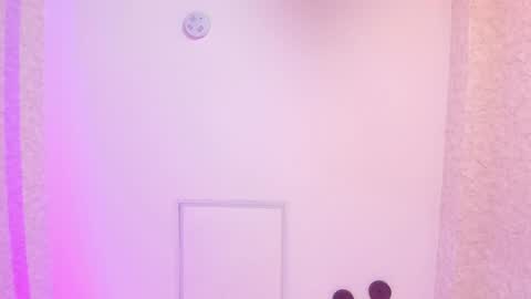 L I L A   online show from 4, 2, 2025