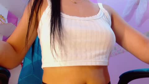 Snapshot of lila_pinky chatting on 4, 2, 2025 L I L A online show from 4, 2, 2025