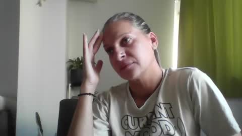 Snapshot of lilhearta chatting on 15, 6, 2026 Andreea online show from 15, 6, 2026