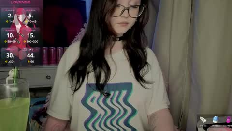 Nika and Lori online show from 24, 4, 2026