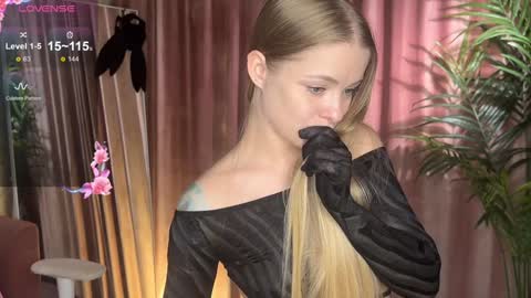 Lili online show from 15, 9, 2025