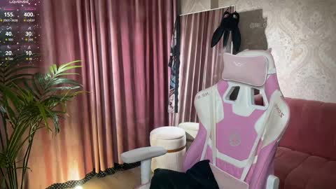 Lili online show from 5, 4, 2026