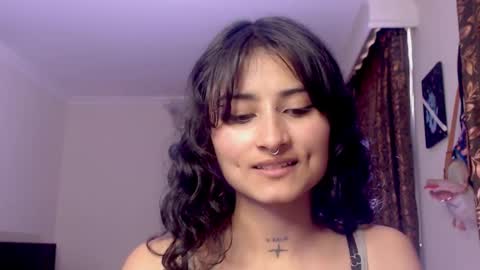 lili_clan11 online show from 13, 1, 2026