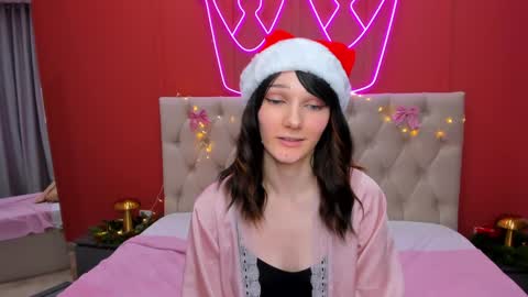 Lilli  follow me kiss online show from 16, 12, 2024