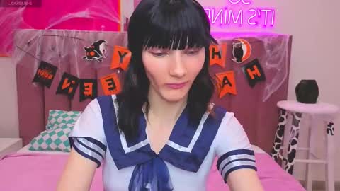 Lilli  follow me kiss online show from 23, 10, 2025