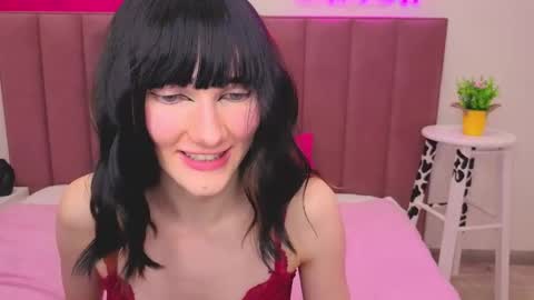 Snapshot of lili_flowerr chatting on 28, 5, 2026 Lilli follow me kiss online show from 28, 5, 2026