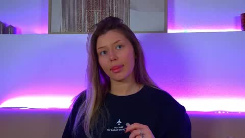 Snapshot of liliabianca chatting on 9, 2, 2025 Mia online show from 9, 2, 2025