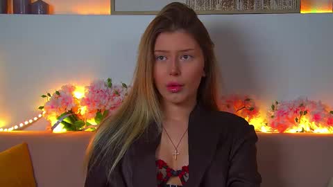 Snapshot of liliabianca chatting on 16, 2, 2025 Mia online show from 16, 2, 2025