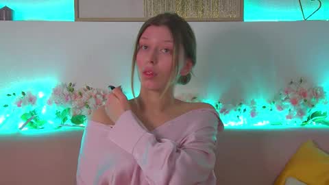 Snapshot of liliabianca chatting on 18, 2, 2025 Mia online show from 18, 2, 2025