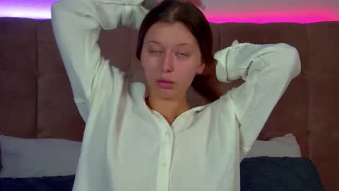 Snapshot of liliabianca chatting on 6, 10, 2025 Mia online show from 6, 10, 2025