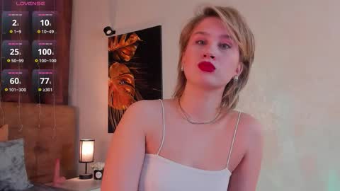 Snapshot of lilian_daniels chatting on 10, 11, 2025 Lilian online show from 10, 11, 2025